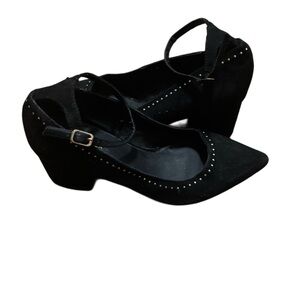 Ann Taylor Black Heeled Shoes with Stud Accents